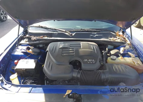 2019 Dodge Challenger Sxt z USA, uszkodzony, nr VIN 2C3CDZAG3KH652664